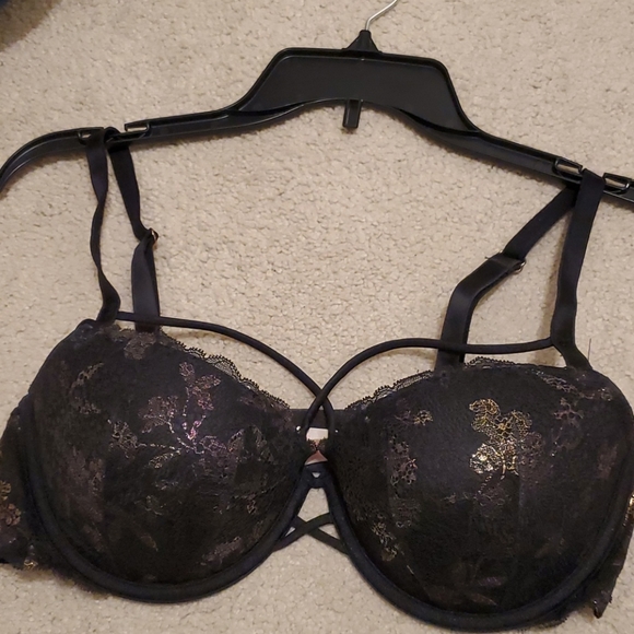 Victoria's Secret Pink push up bra 36D